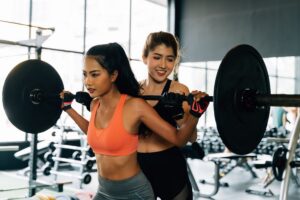 Home Personal Trainer NYC coaching a busy professional during a private workout in Manhattan.